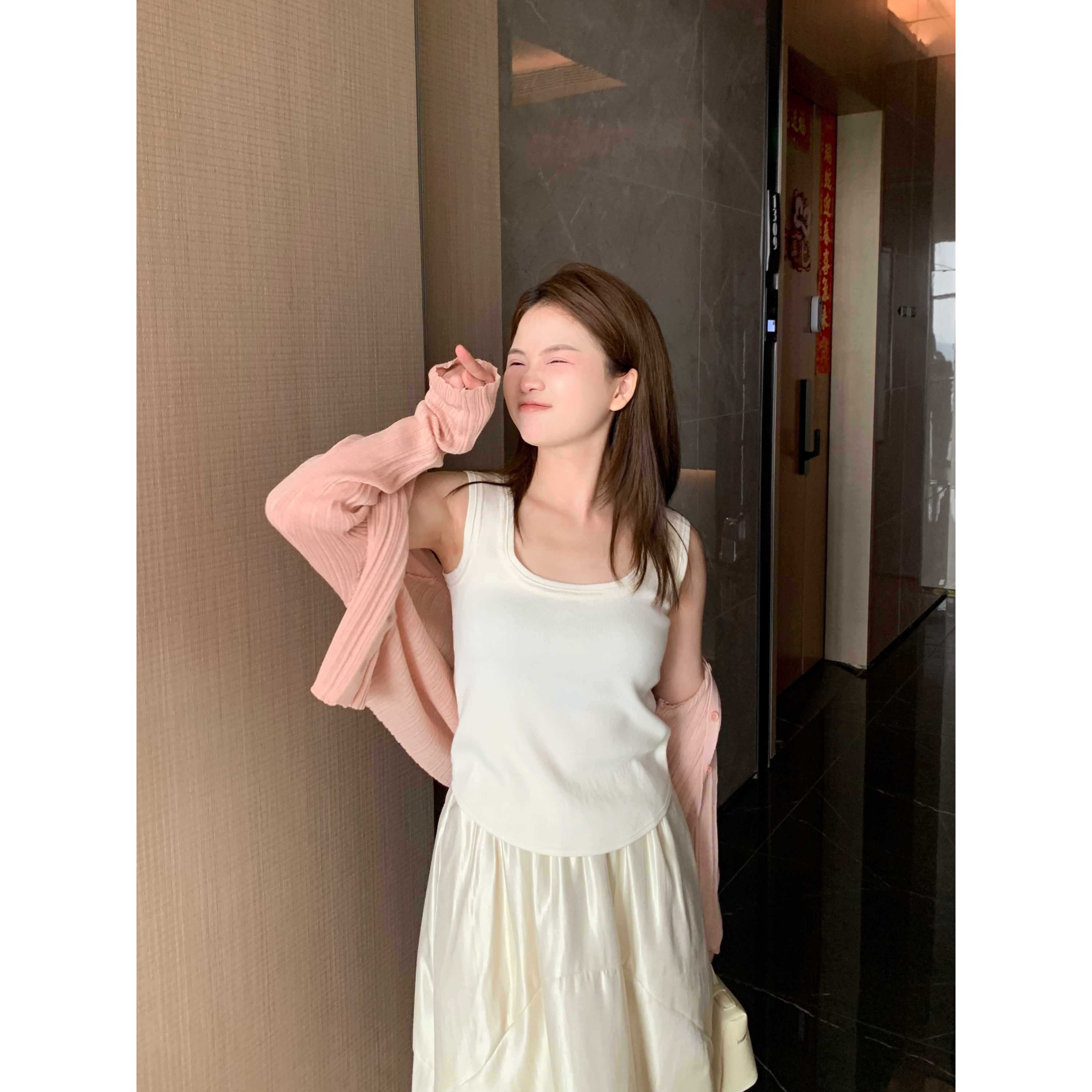 YO定制春季百搭U领针织吊带背心韩版百搭休闲无袖打底衫上衣