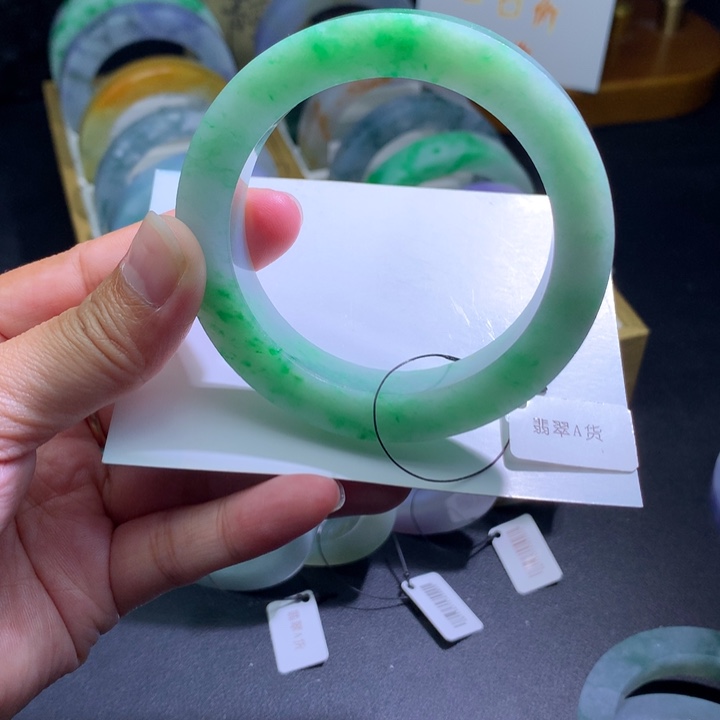 定制翡翠未镶嵌天然翡翠