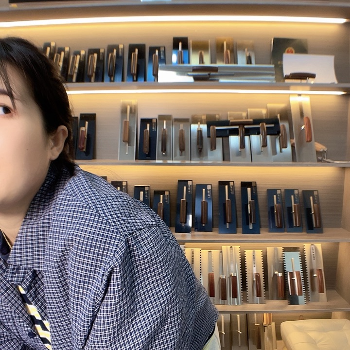 高***明哈哈哈哈哈哈哈哈哈