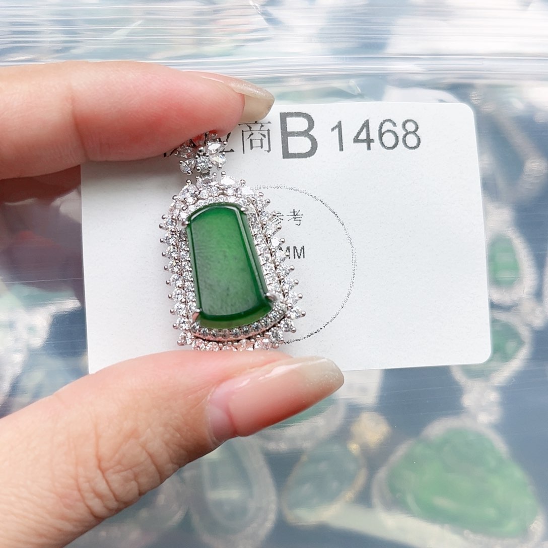 翡翠颈饰未镶嵌翡翠1468