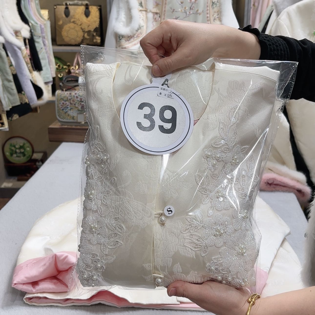 【闪购商品】织绣小*米非遗传承的重要载体之一