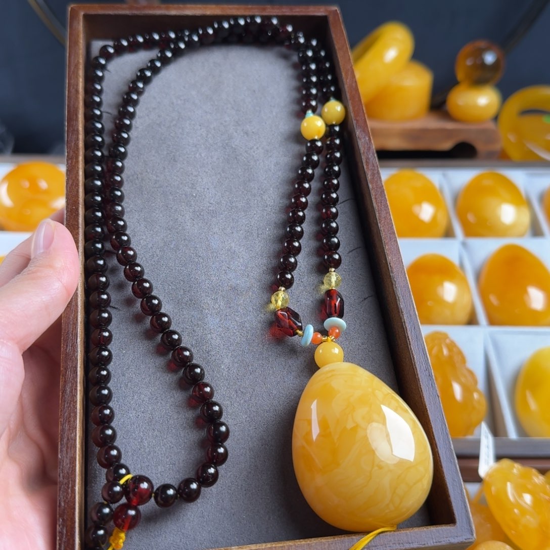 蜜蜡毛衣链未镶嵌