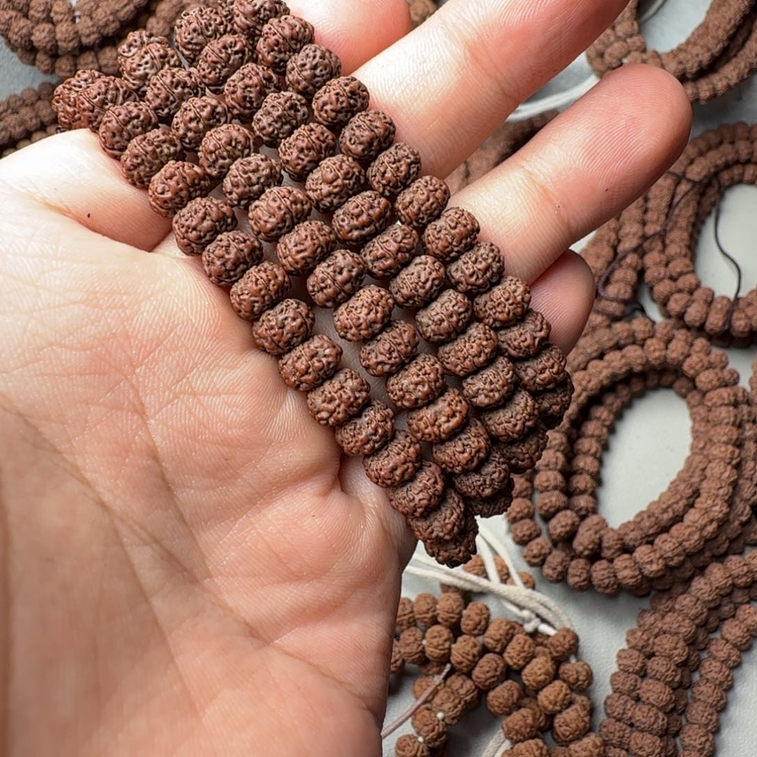 一***.金刚菩提吊坠平细108。7