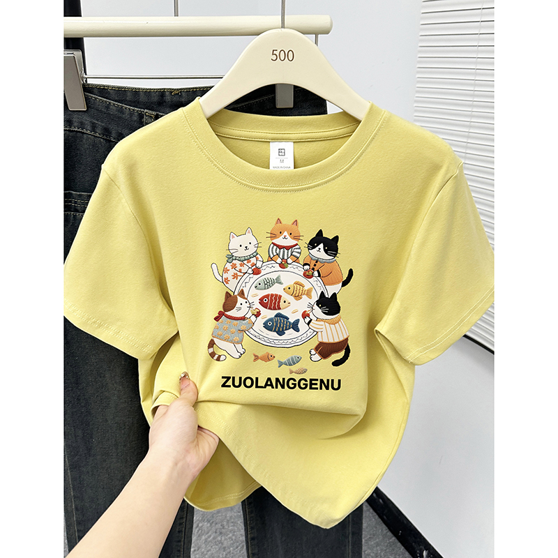 小猫印花姜黄色圆领短袖T恤女夏季2025新款正肩时尚休闲半袖上衣