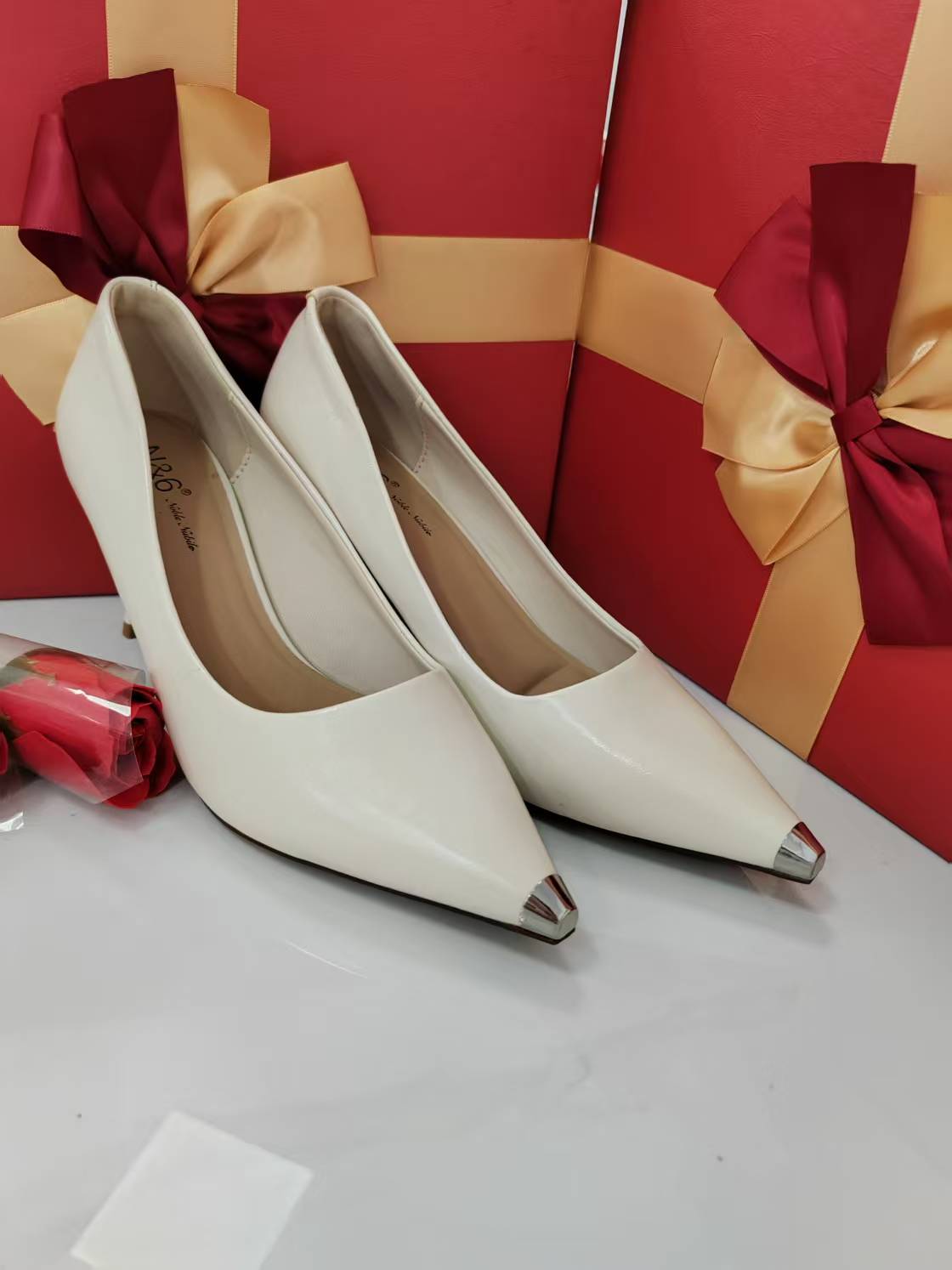 轩轩家精品时尚气质百搭女鞋1002