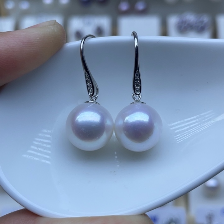 淡水珍珠银S925镶嵌耳饰