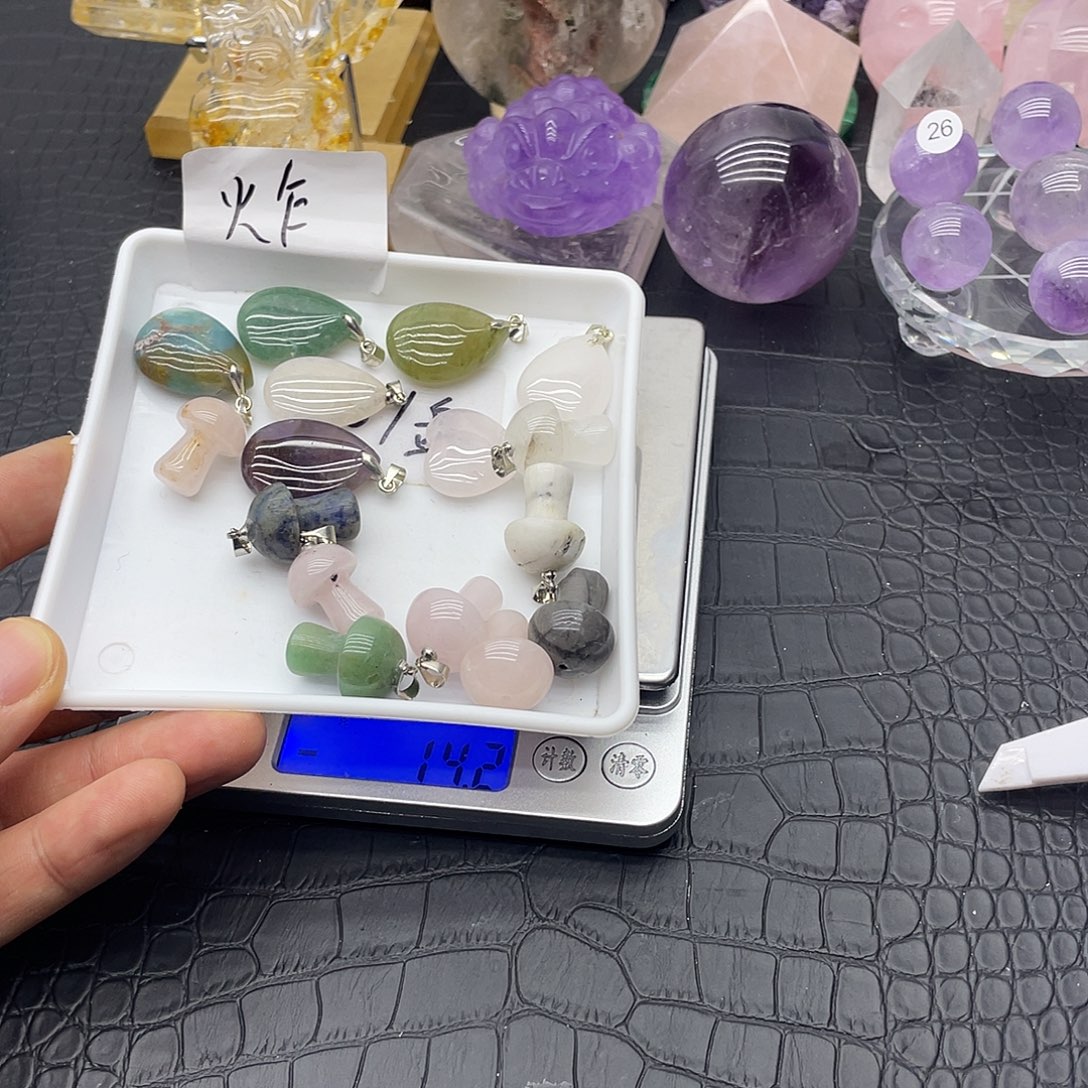 水晶未镶嵌珠宝半成品32