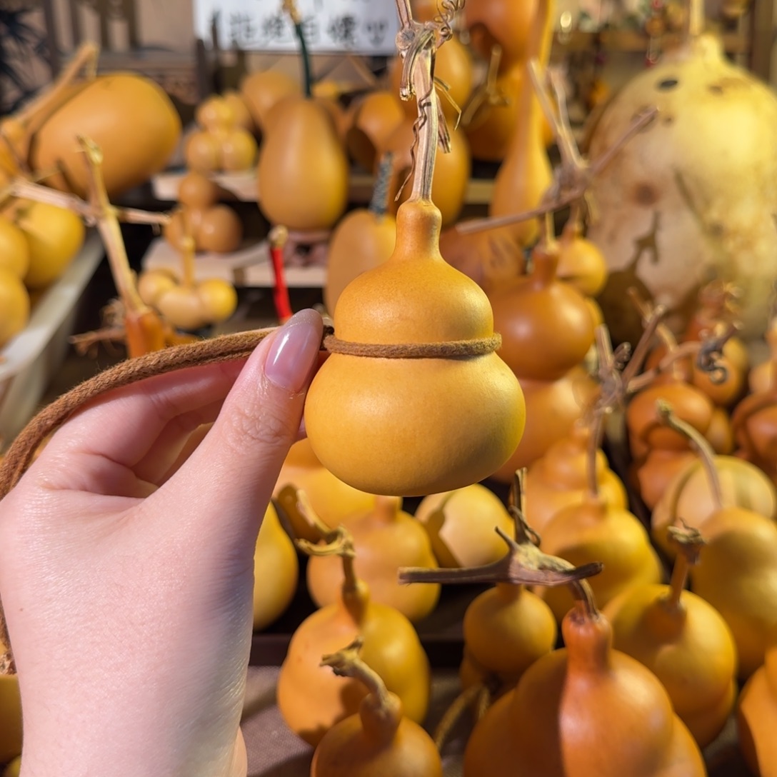 多***奥天然葫芦手把摆件