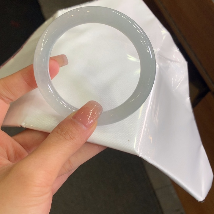 翡翠未镶嵌手镯54圈口