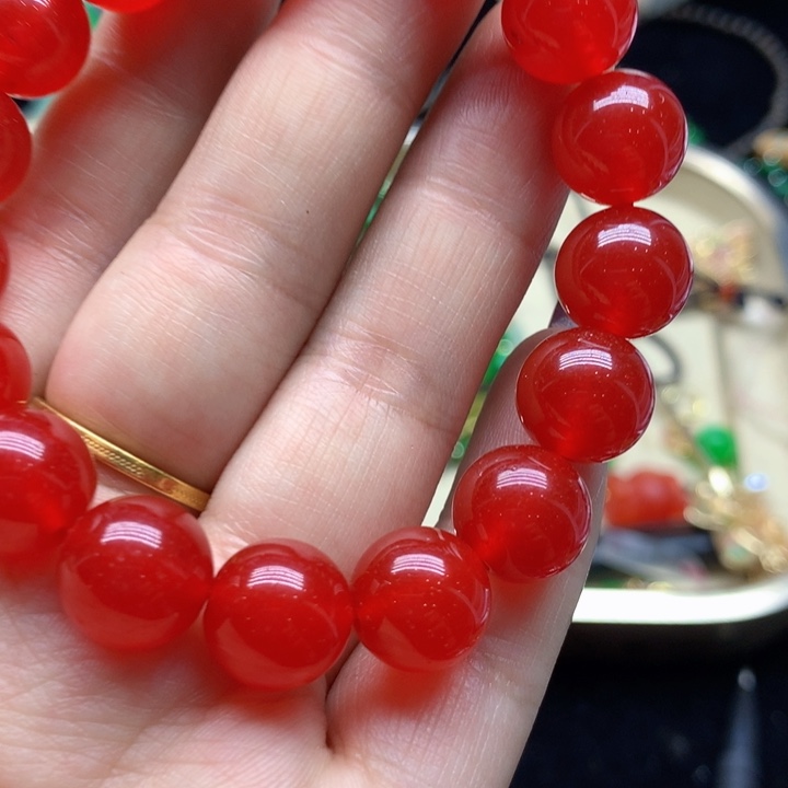 翡翠颈饰未镶嵌吊坠