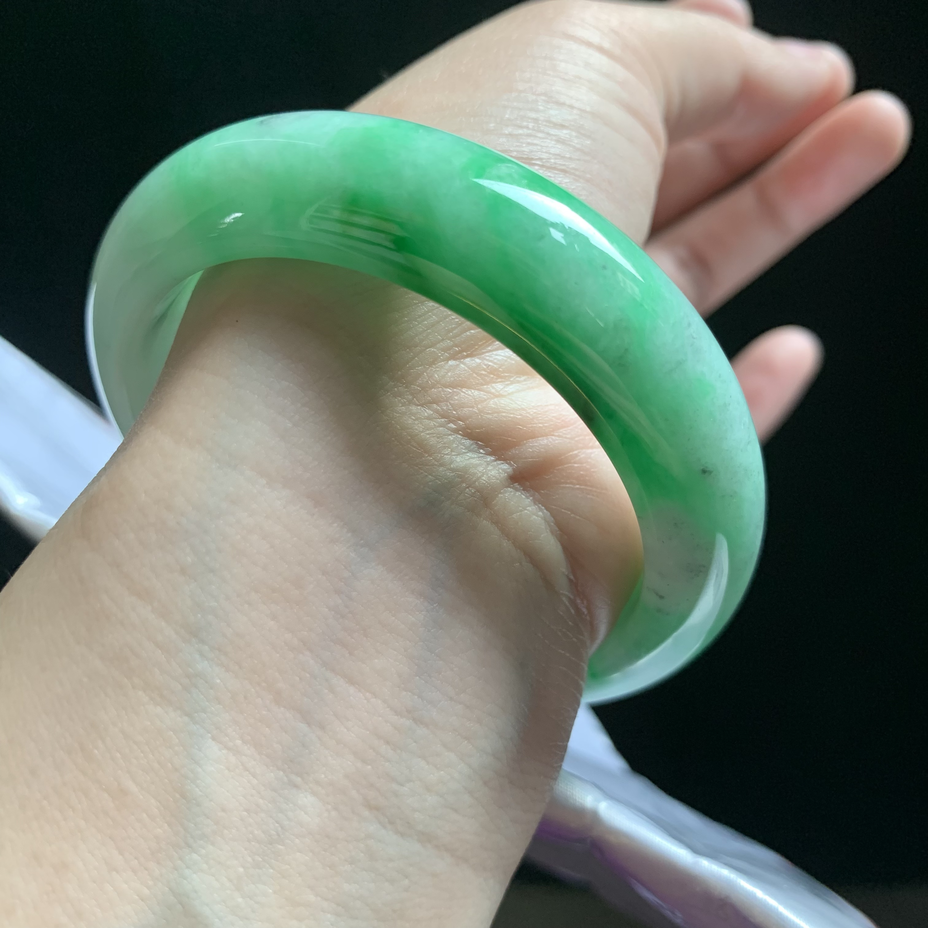 56圈轮胎飘阳绿手镯6171有纹不扣56.8-15.2-9阳绿翡翠宽边玉镯女