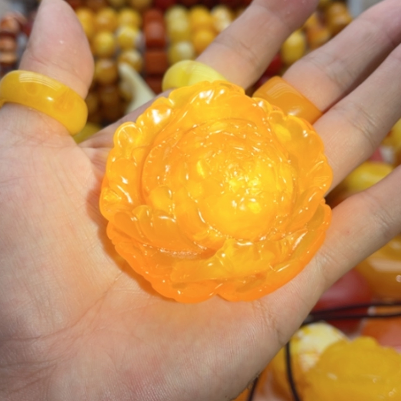 【闪购商品】树脂制品贺****营蜜蜡项链花