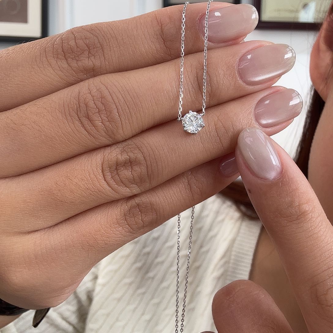 合成钻石颈饰18K金镶嵌六抓项链