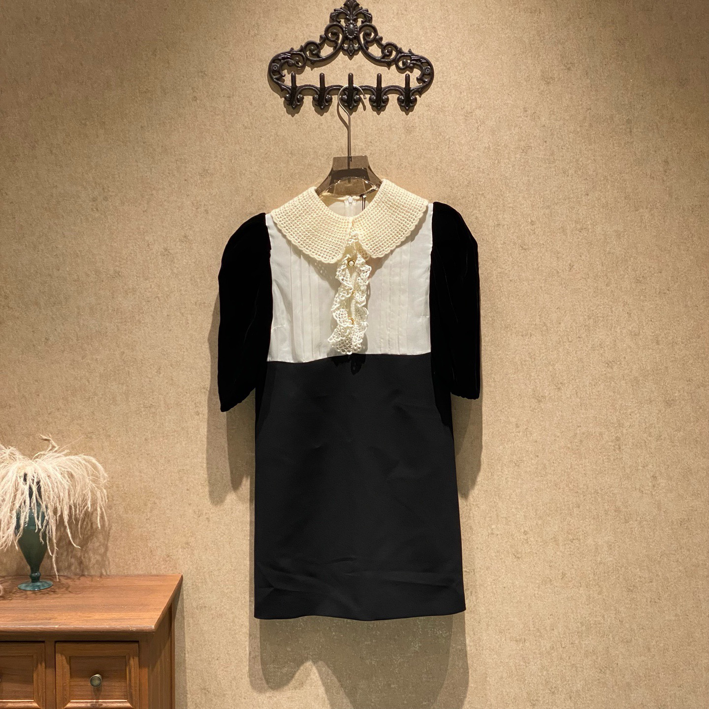 未使用 MIU MIU/缪缪 黑色丝绒拼接娃娃领连衣裙/40码/39343