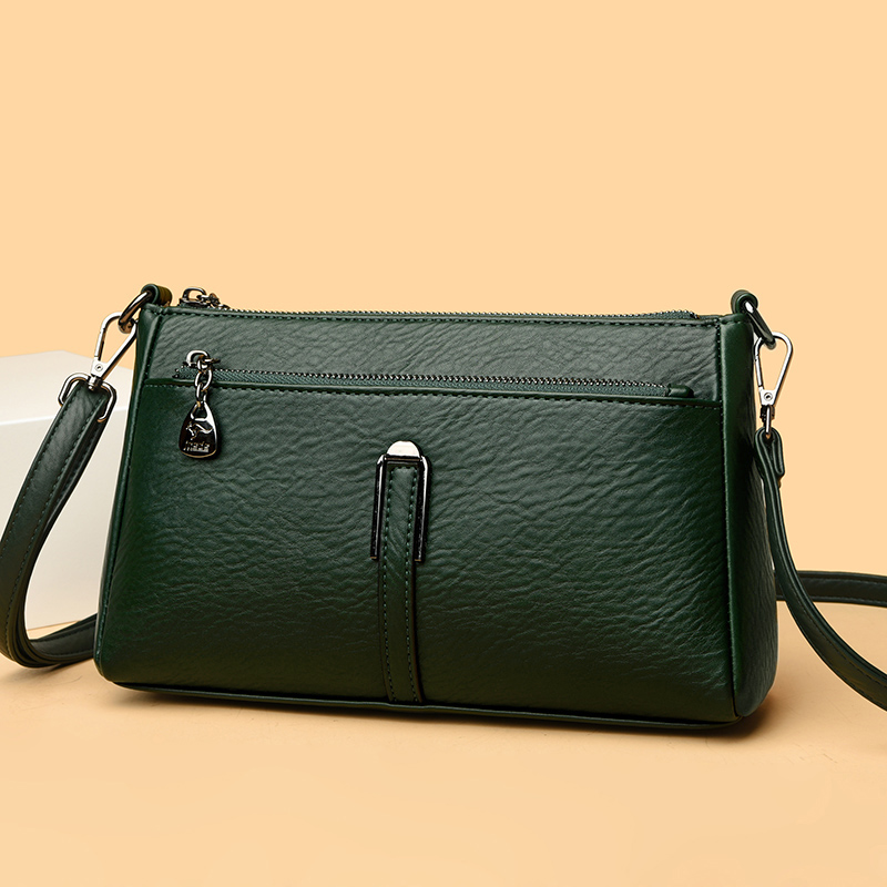 正 2066  绿色 女包（长28宽8高16）