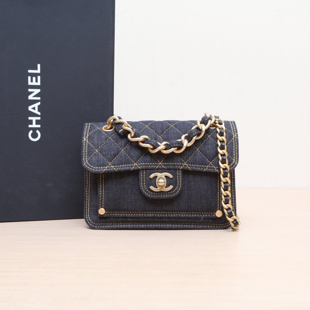 99新 Chanel/香奈儿 -100活动攀攀手柄邮差包 19cm黑色 牛仔 芯片