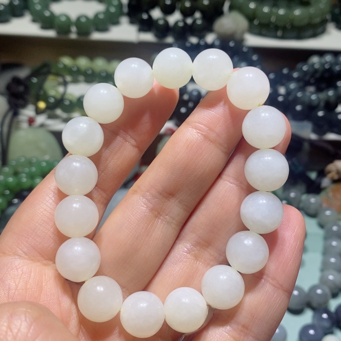 和田玉手链未镶嵌