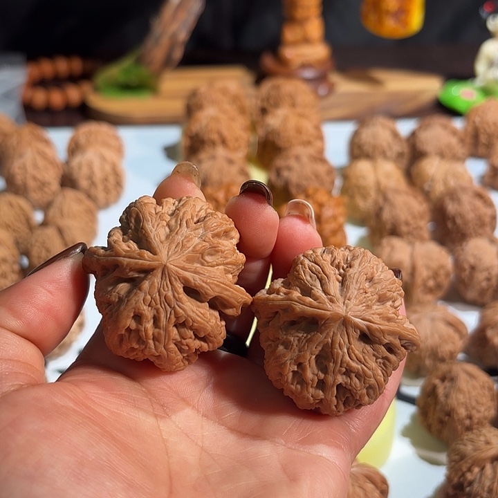 核桃文玩核桃粗筋