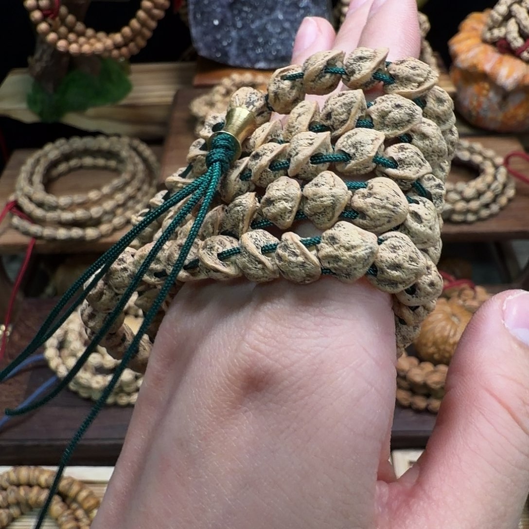 珂***…吊坠柏香籽/百香籽