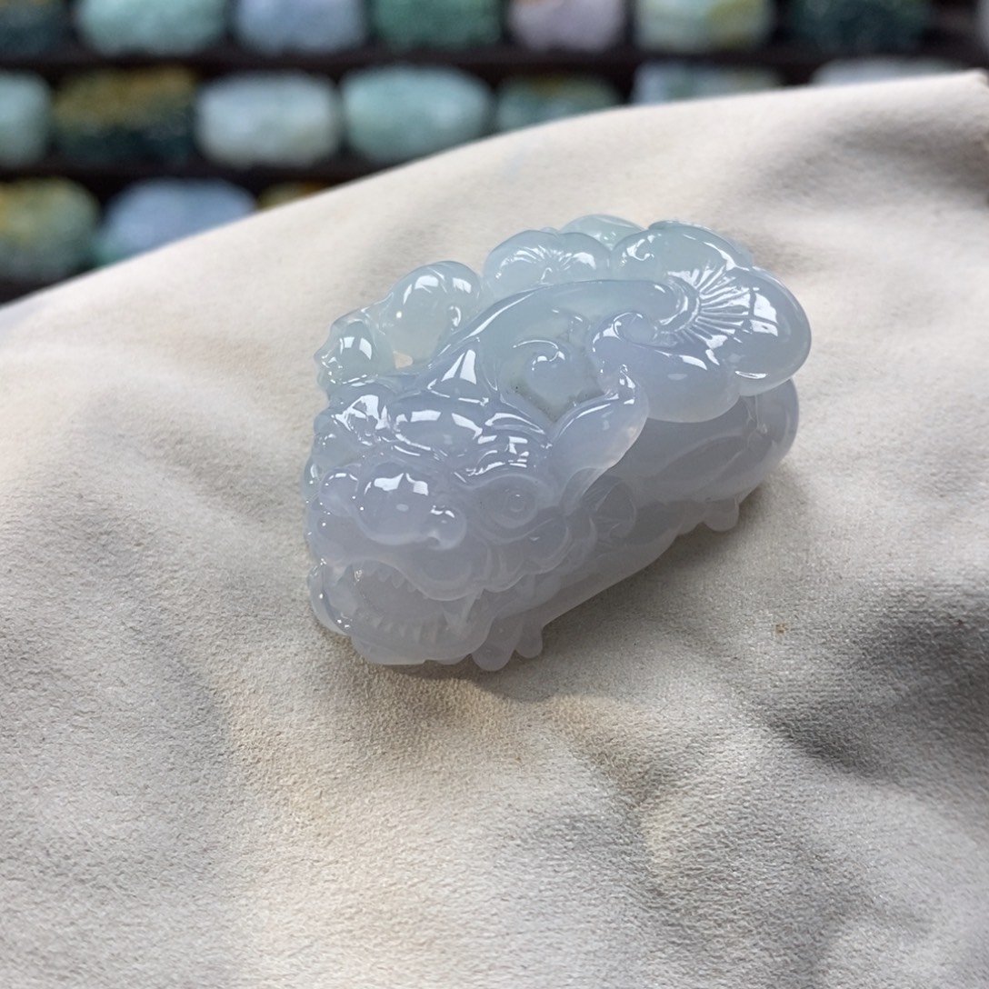 翡翠未镶嵌颈饰天然翡翠吊坠貔貅