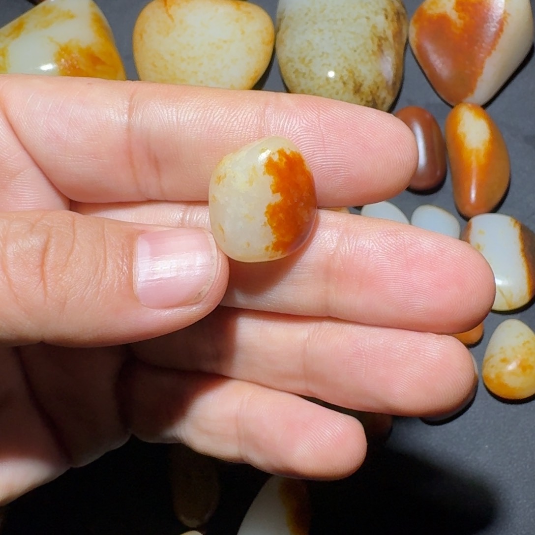 和田玉（糖玉）戒指未镶嵌4.9克