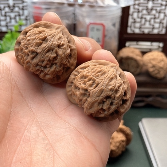 文玩核桃把件38精品宫灯