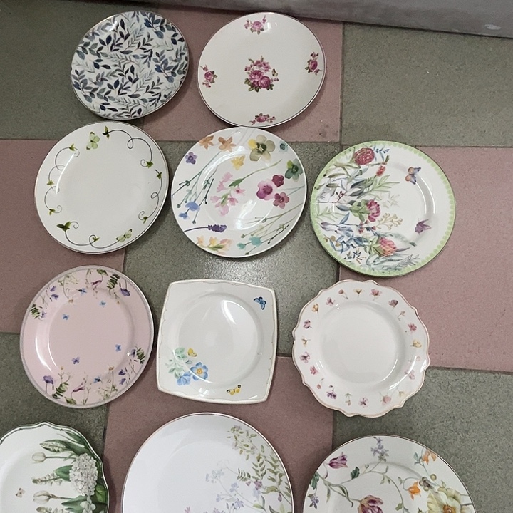 *****新骨瓷默认微瑕，11个餐具小盘