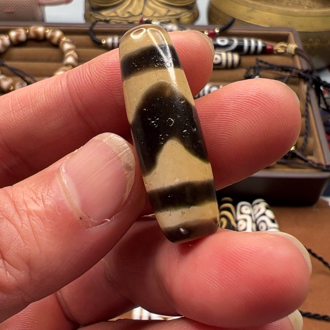 玛瑙/玉髓颈饰未镶嵌上*签