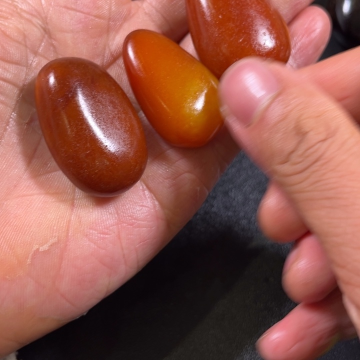 和田玉未镶嵌珠宝奇石