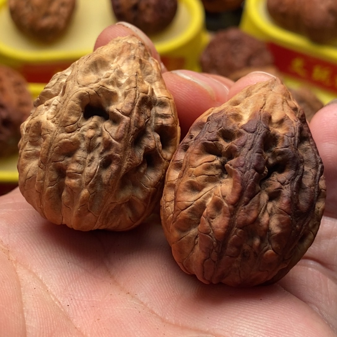 玛***光吊坠文玩核桃楸子76