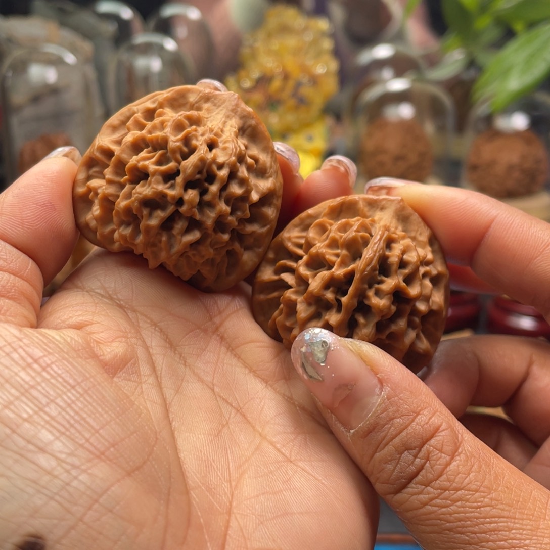 涂***长把件文玩核桃秦闷40