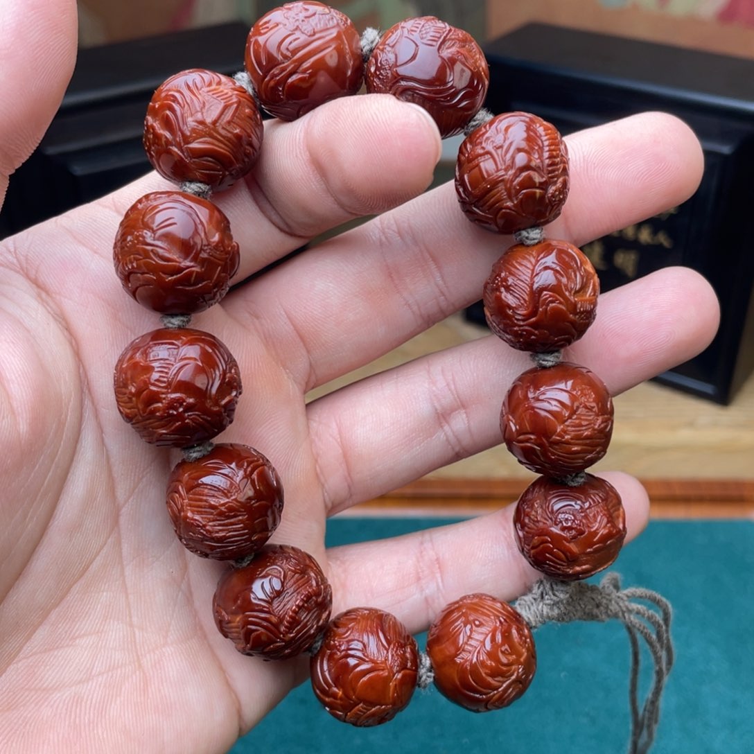 橄榄核手串山水表弟回血