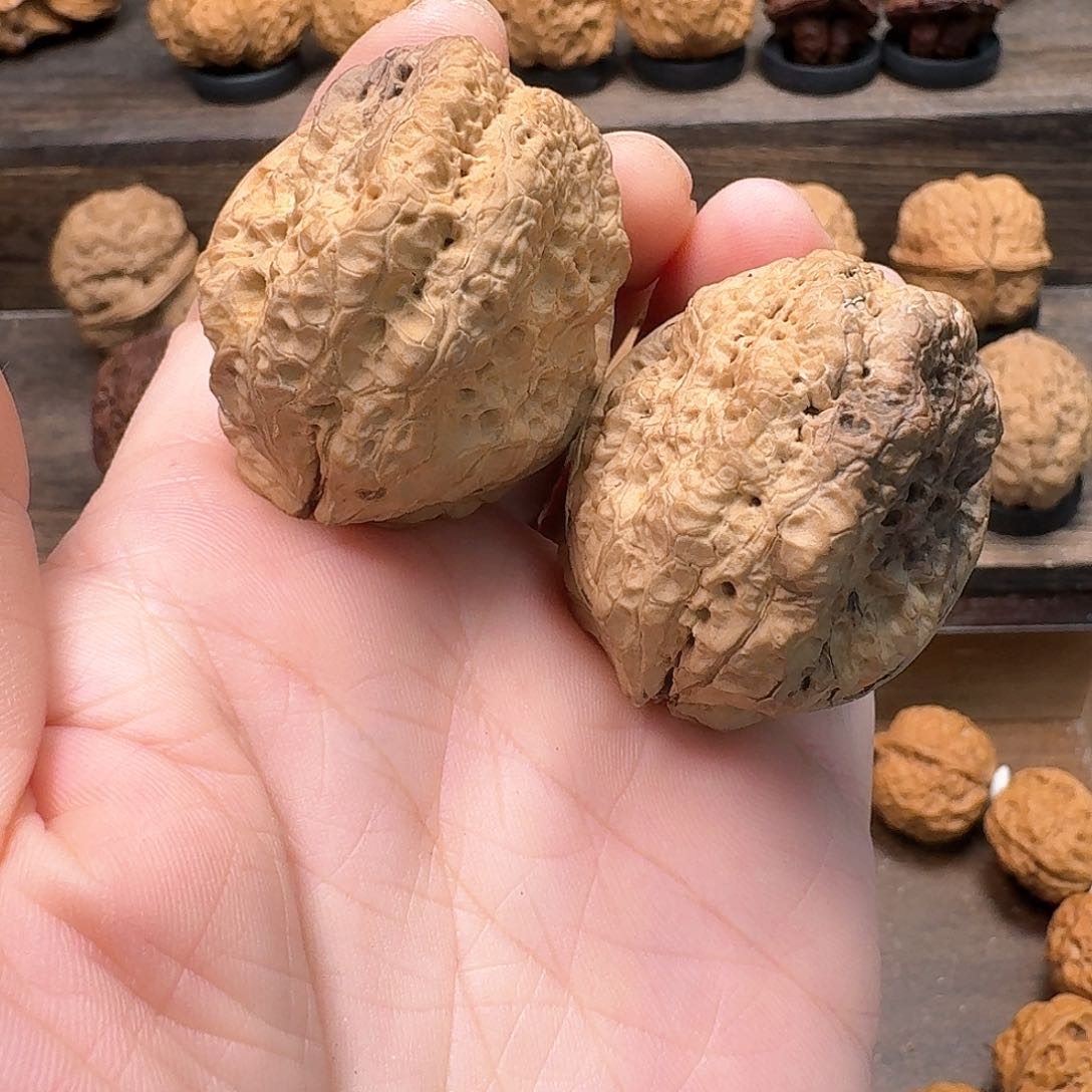 文玩核桃吊坠10蝴蝶蟾43尺寸