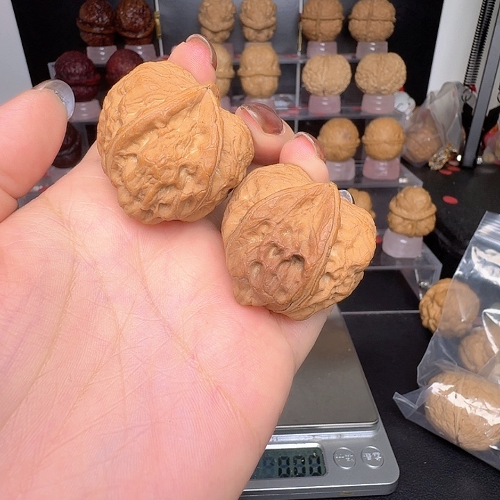 文玩核桃吊坠19号车37尺寸放漏三棱