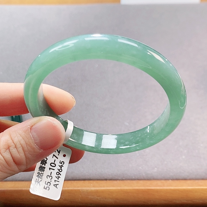 【闪购商品】翡翠手镯（圆镯）未镶嵌