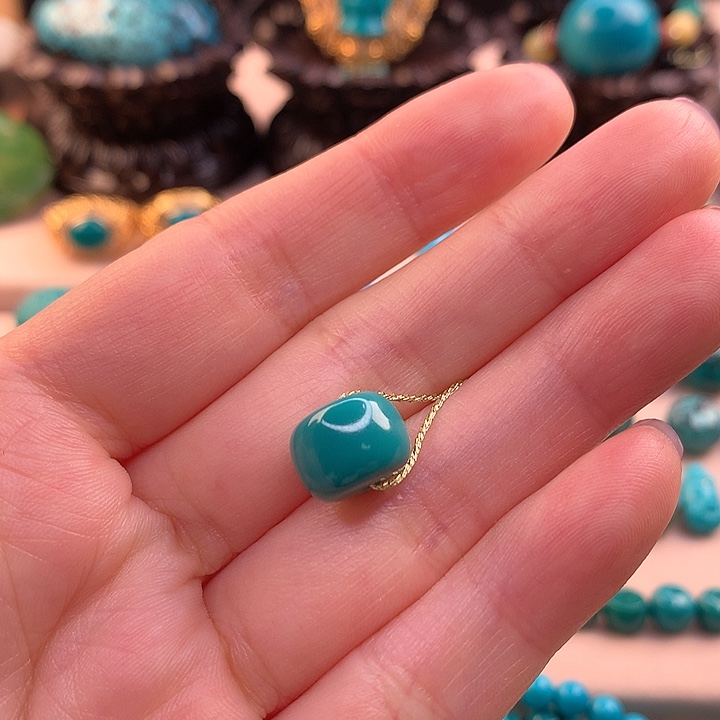 绿松石配饰未镶嵌