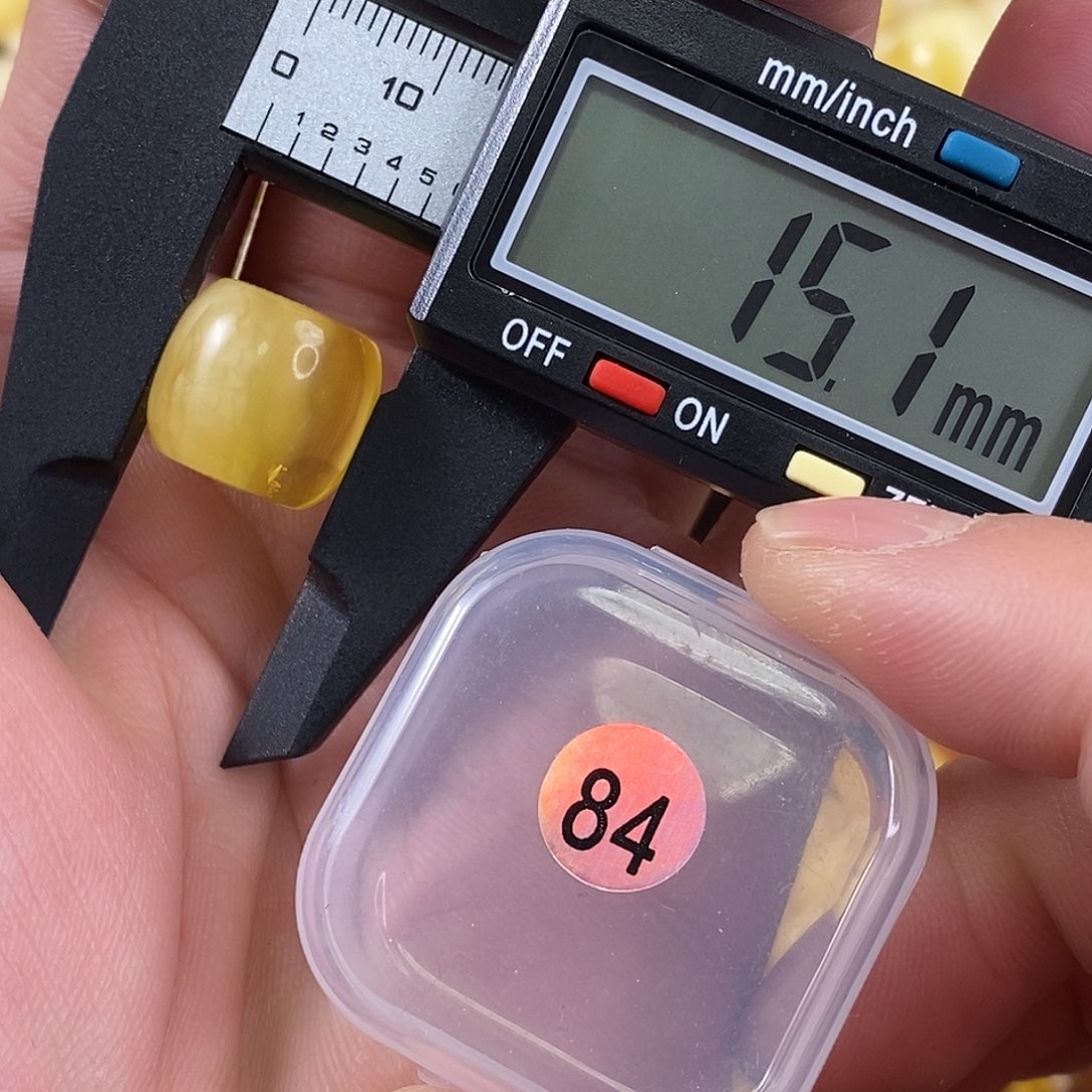 琥珀裸石未镶嵌微瑕