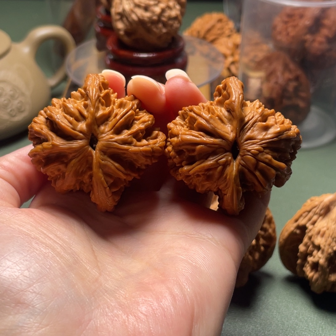 简***堂文玩核桃吊坠虎头