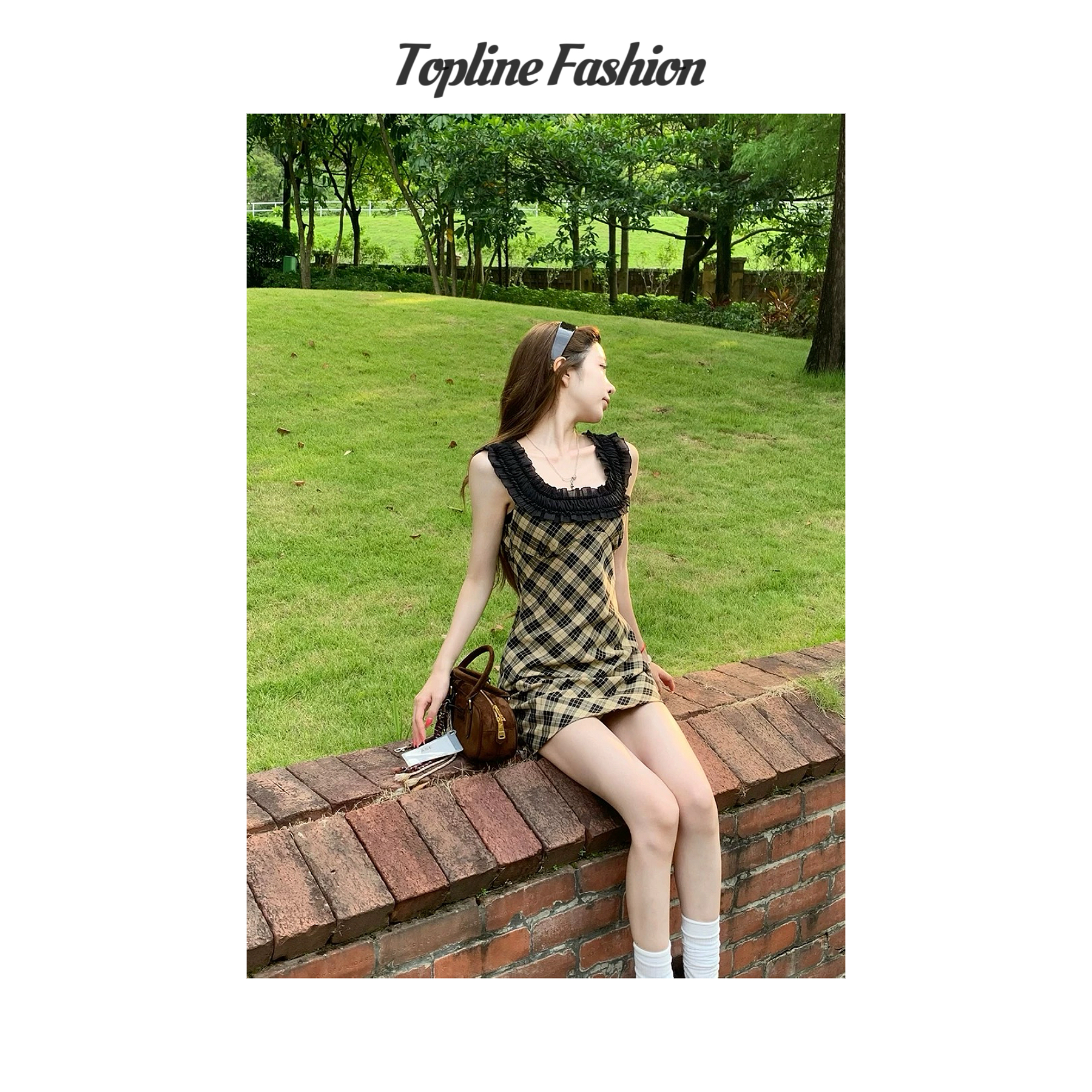 【鱼家高货】韩式方领一字肩花边格子修身背心连衣裙25355