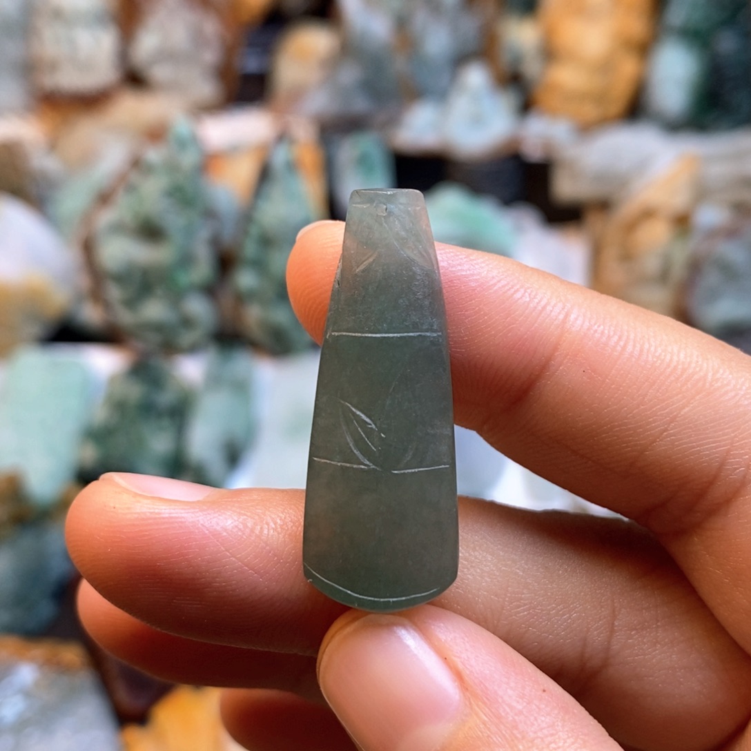 定制翡翠未镶嵌特色98