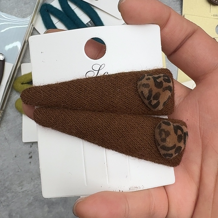 布艺铁合金豹纹咖色爱心