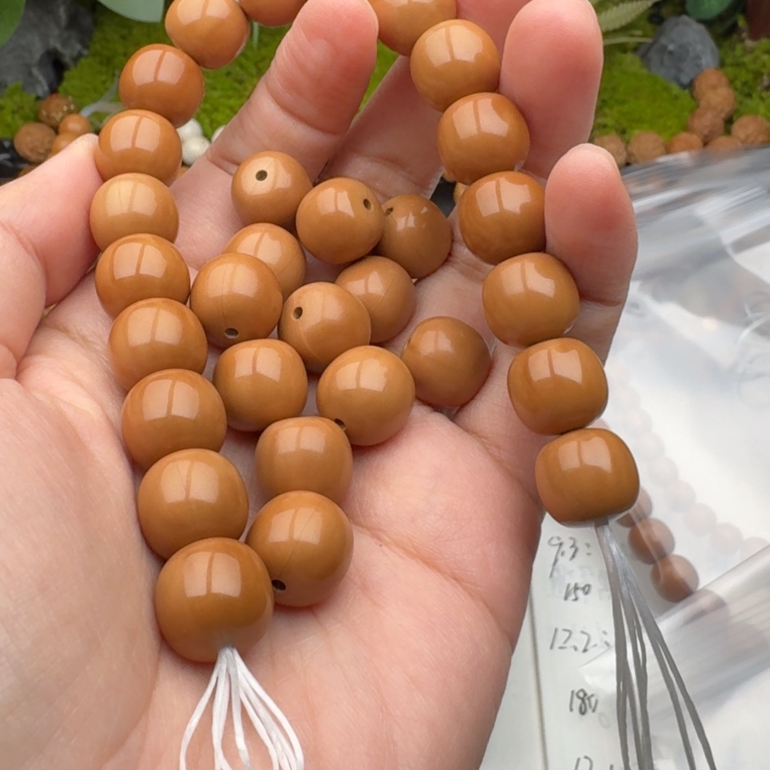 我***糖把件猴头核桃30颗加貔貅穿手持