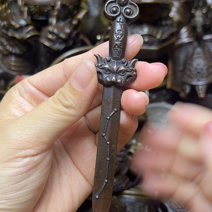 诚信经营精美铜器