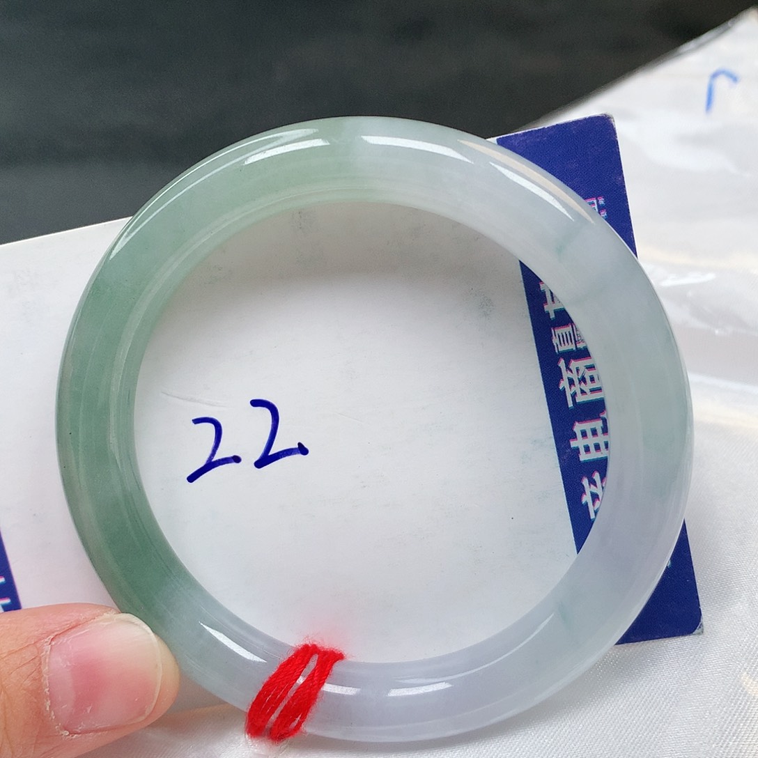 翡翠手镯未镶嵌22号