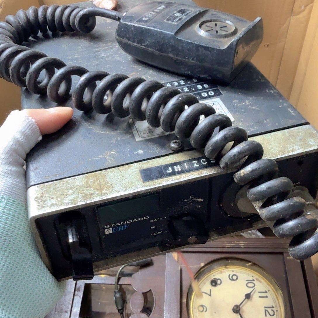 葡****?中古商品，瑕疵品，不保好坏。220