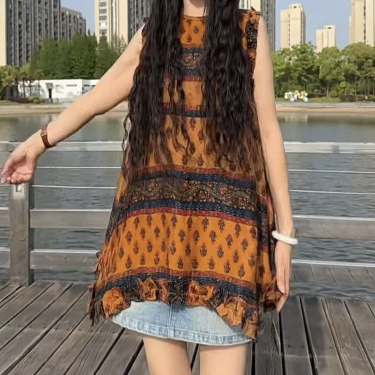 【周周家】无袖印染个性复古文艺黄色民族风减龄洋气背心上衣