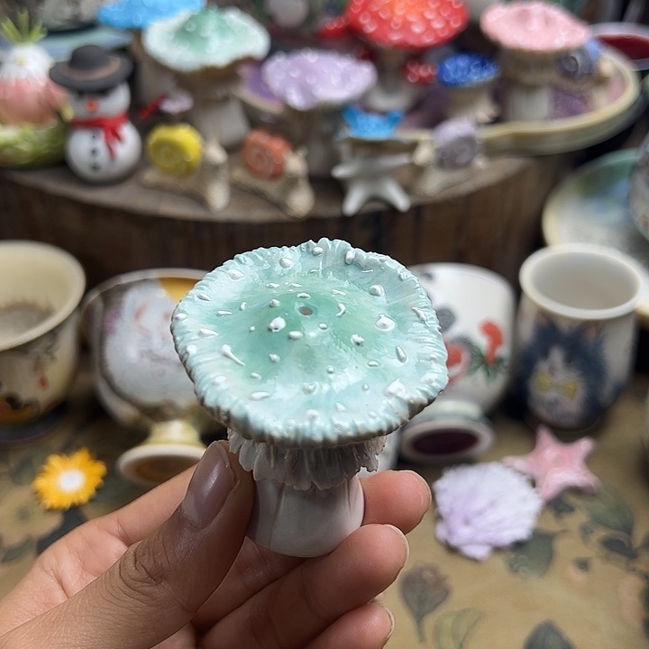 小微瑕陶瓷蘑菇香插