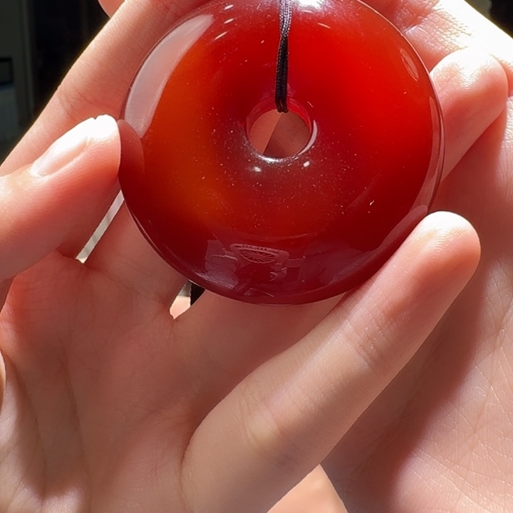 玛瑙/玉髓未镶嵌颈饰吊坠