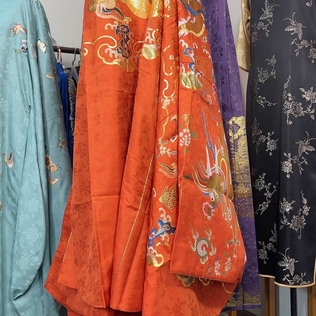 鸾羽家 蟒袍文物色s前胸抽丝