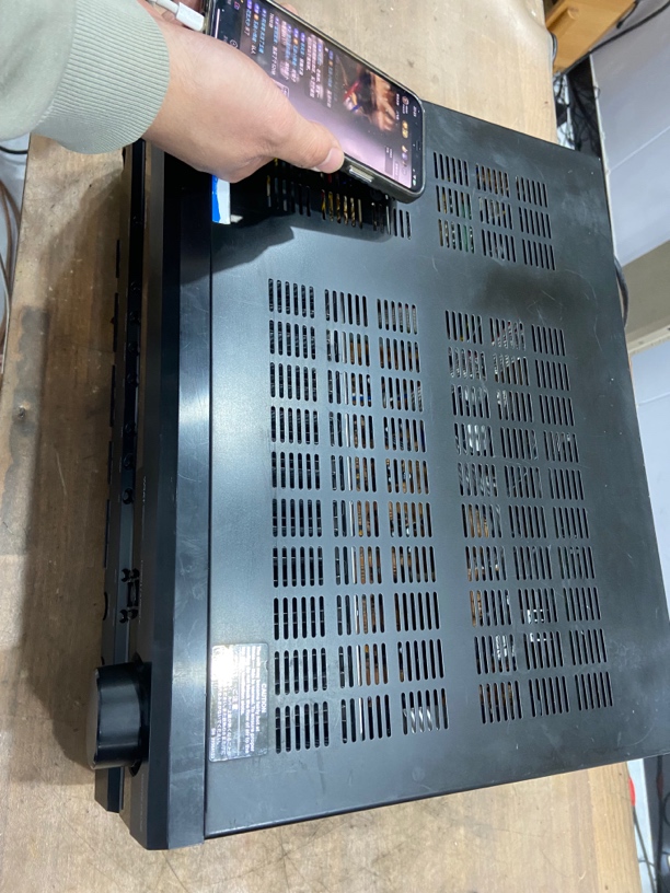 Aq506功放机，不开机，运费自理，不支持无理由退换货